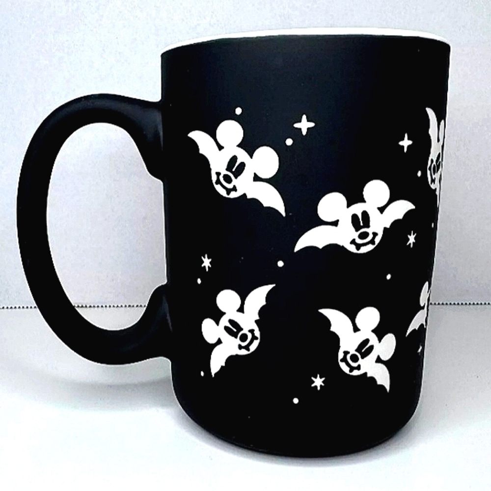 Disney Mickey Halloween Bat Mug Limited Edition